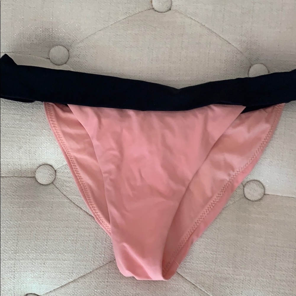 Moeva London bikini bottoms